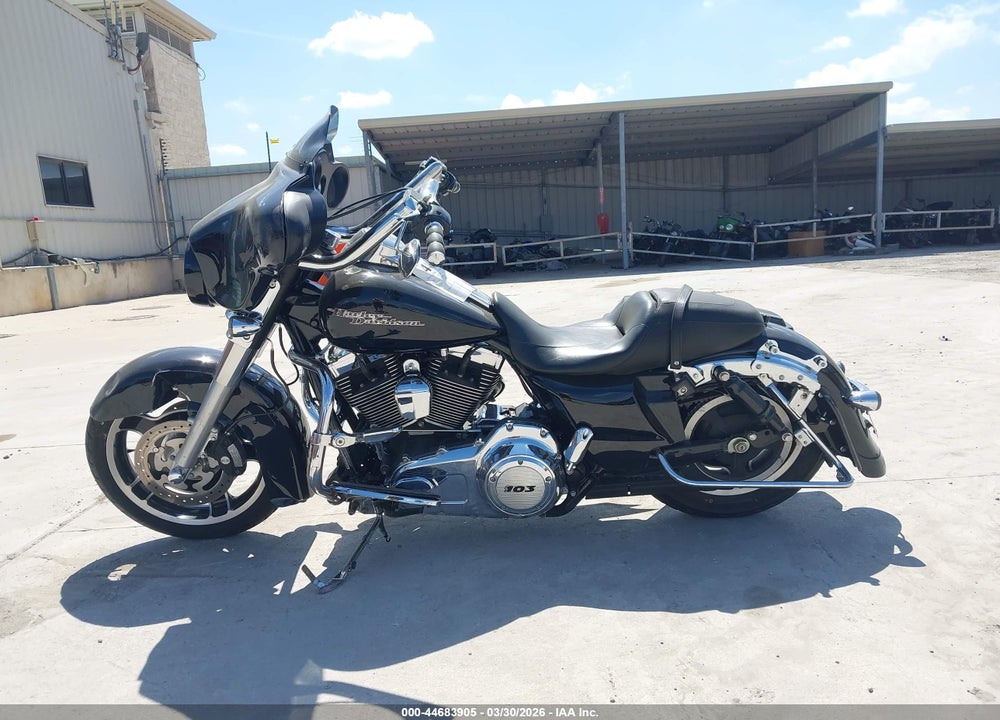 2012 HARLEY-DAVIDSON FLHX STREET GLIDE VIN: 1HD1KBM19CB643256