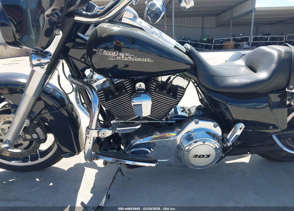 2012 HARLEY-DAVIDSON FLHX STREET GLIDE VIN: 1HD1KBM19CB643256