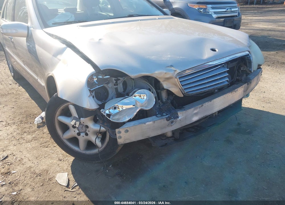 2002 MERCEDES-BENZ C 240 VIN: WDBRF61J42F200667