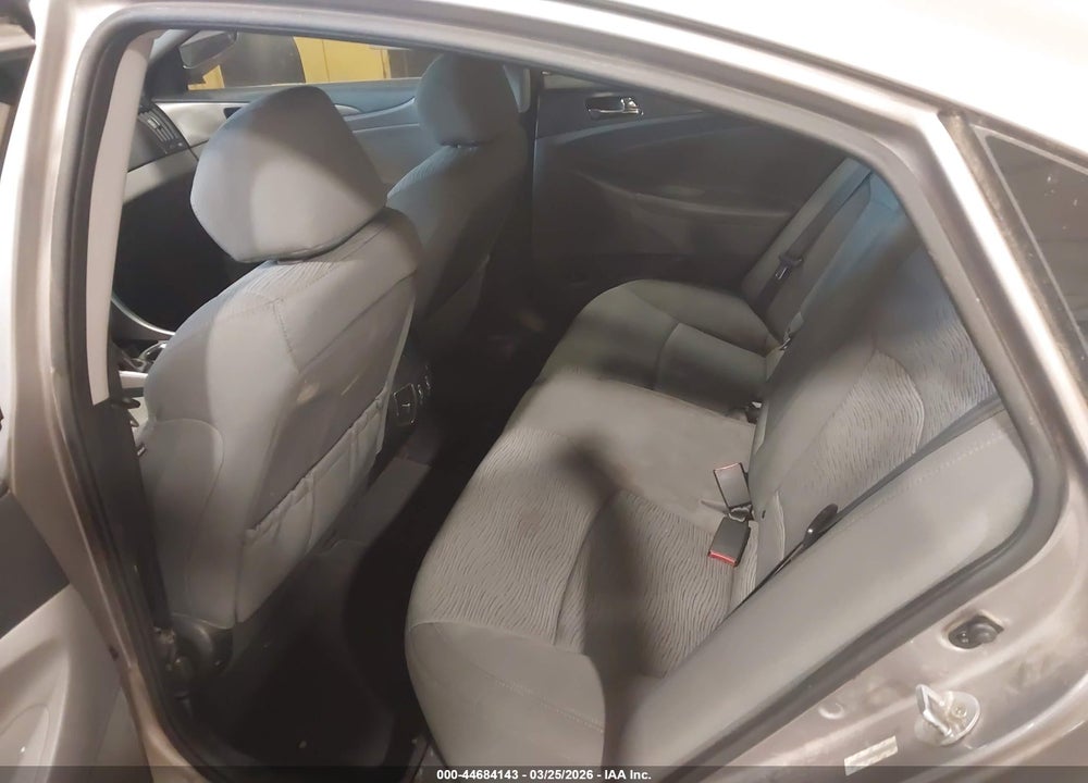 2011 HYUNDAI SONATA HYBRID VIN: KMHEC4A48BA006241