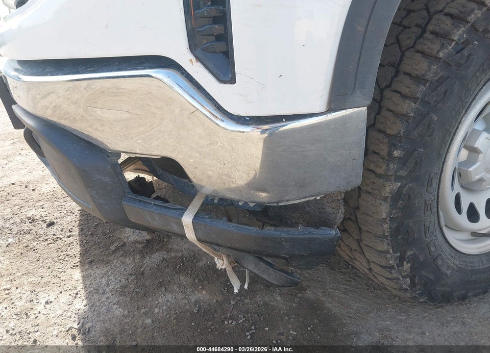 2022 GMC SIERRA 1500 4WD  STANDARD BOX PRO VIN: 3GTUUAED4NG565166