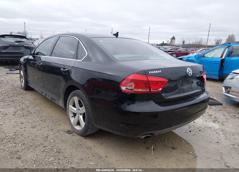 2012 VOLKSWAGEN PASSAT 2.5L SE VIN: 1VWBP7A32CC025553