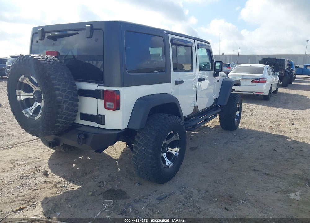 2011 JEEP WRANGLER UNLIMITED RUBICON VIN: 1J4BA6H10BL536027