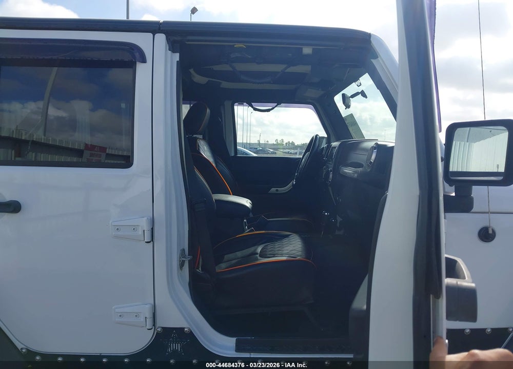 2011 JEEP WRANGLER UNLIMITED RUBICON VIN: 1J4BA6H10BL536027