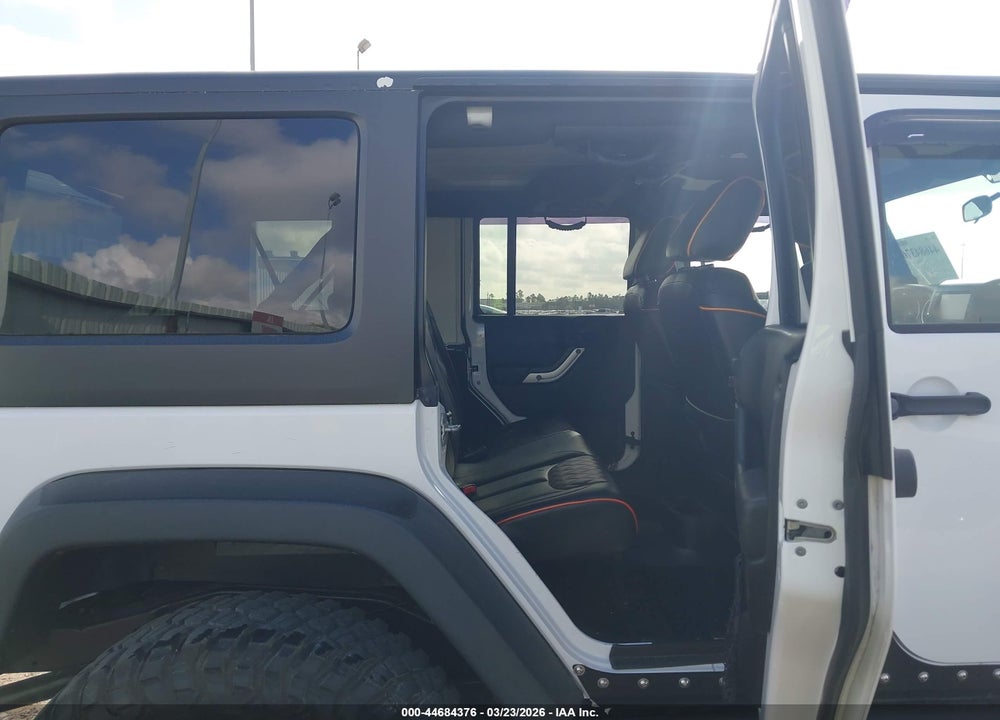 2011 JEEP WRANGLER UNLIMITED RUBICON VIN: 1J4BA6H10BL536027