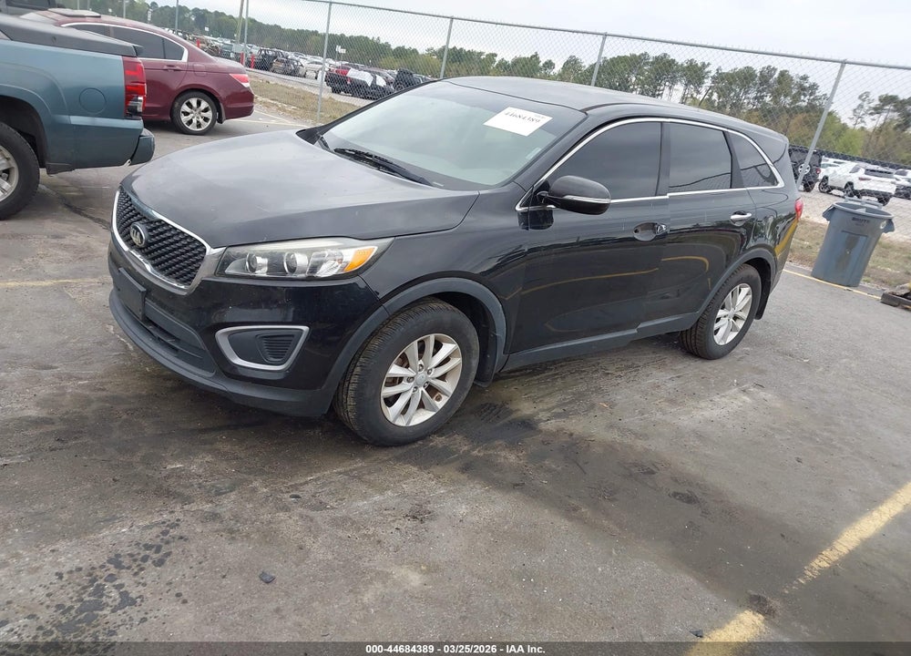2016 KIA SORENTO 2.4L L VIN: 5XYPG4A38GG155863