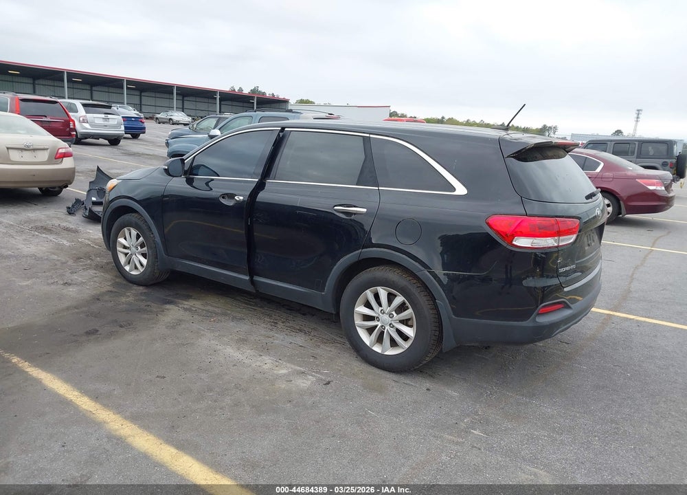 2016 KIA SORENTO 2.4L L VIN: 5XYPG4A38GG155863