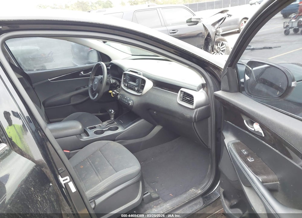 2016 KIA SORENTO 2.4L L VIN: 5XYPG4A38GG155863