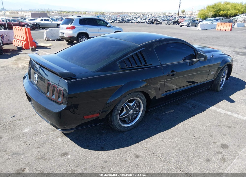 2006 FORD MUSTANG GT VIN: 1ZVFT82H865138199
