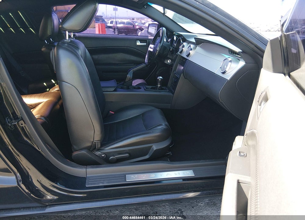 2006 FORD MUSTANG GT VIN: 1ZVFT82H865138199
