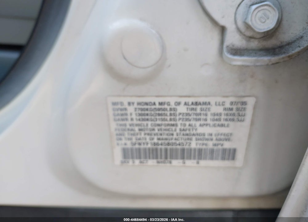 2005 HONDA PILOT EX-L VIN: 5FNYF18645B054572