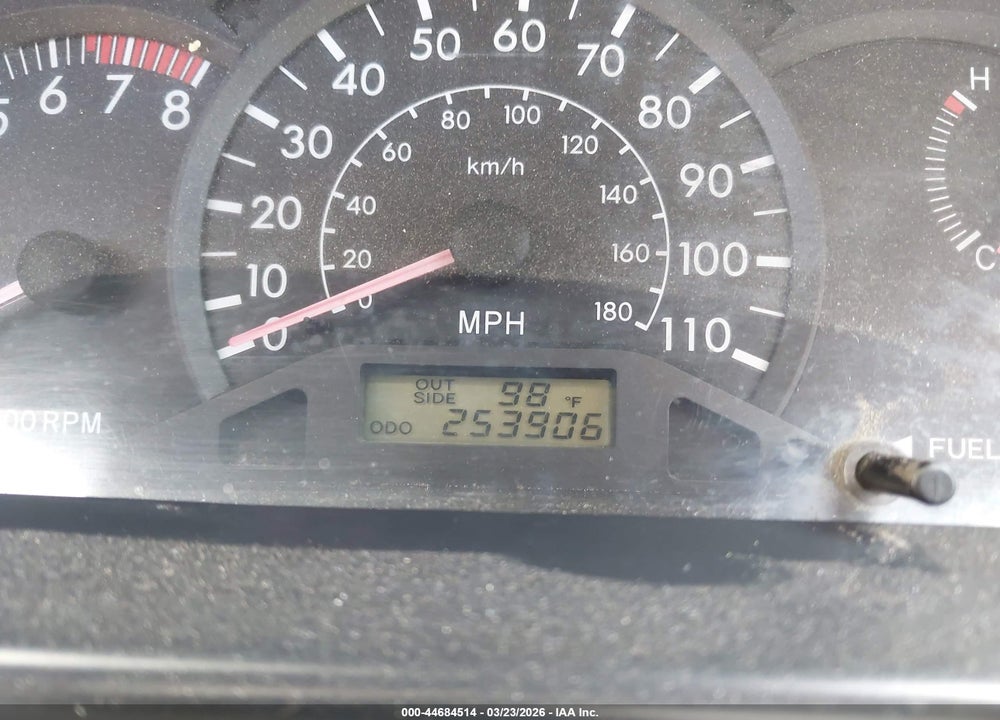 2004 TOYOTA COROLLA CE VIN: JTDBR32E142040834