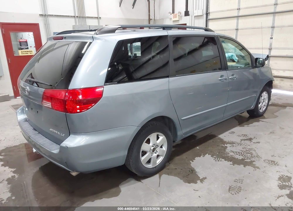 2004 TOYOTA SIENNA LE VIN: 5TDZA23C74S111525