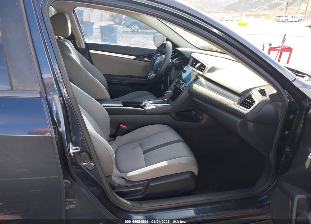 2017 HONDA CIVIC EX VIN: 2HGFC2F7XHH523410
