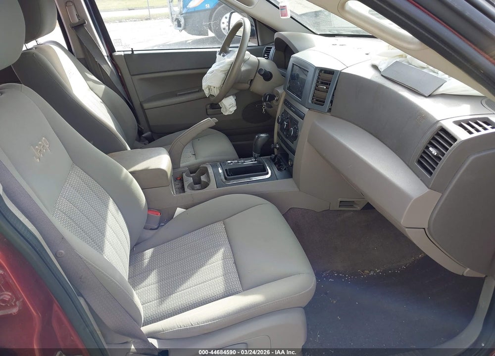 2007 JEEP GRAND CHEROKEE LAREDO VIN: 1J8GR48K67C631144