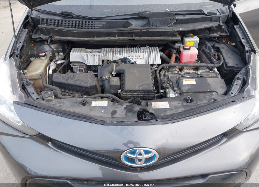 2016 TOYOTA PRIUS V TWO VIN: JTDZN3EUXGJ044372