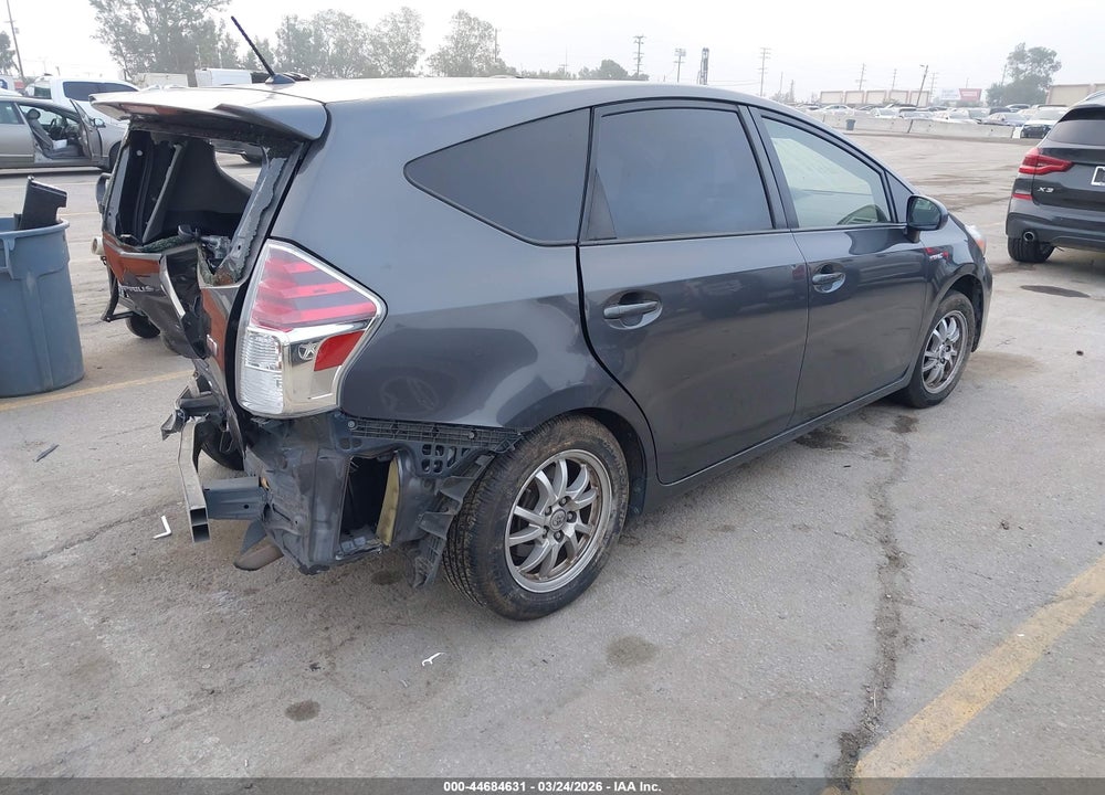 2016 TOYOTA PRIUS V TWO VIN: JTDZN3EUXGJ044372