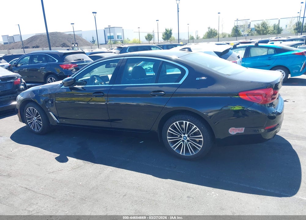2019 BMW 530E IPERFORMANCE VIN: WBAJA9C56KB392788