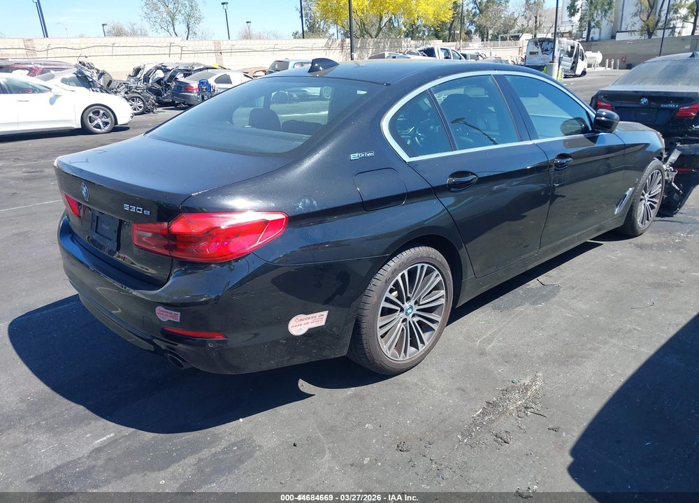 2019 BMW 530E IPERFORMANCE VIN: WBAJA9C56KB392788