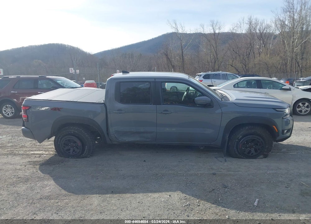 2025 NISSAN FRONTIER PRO-4X 4X4 VIN: 1N6ED1EK8SN633066