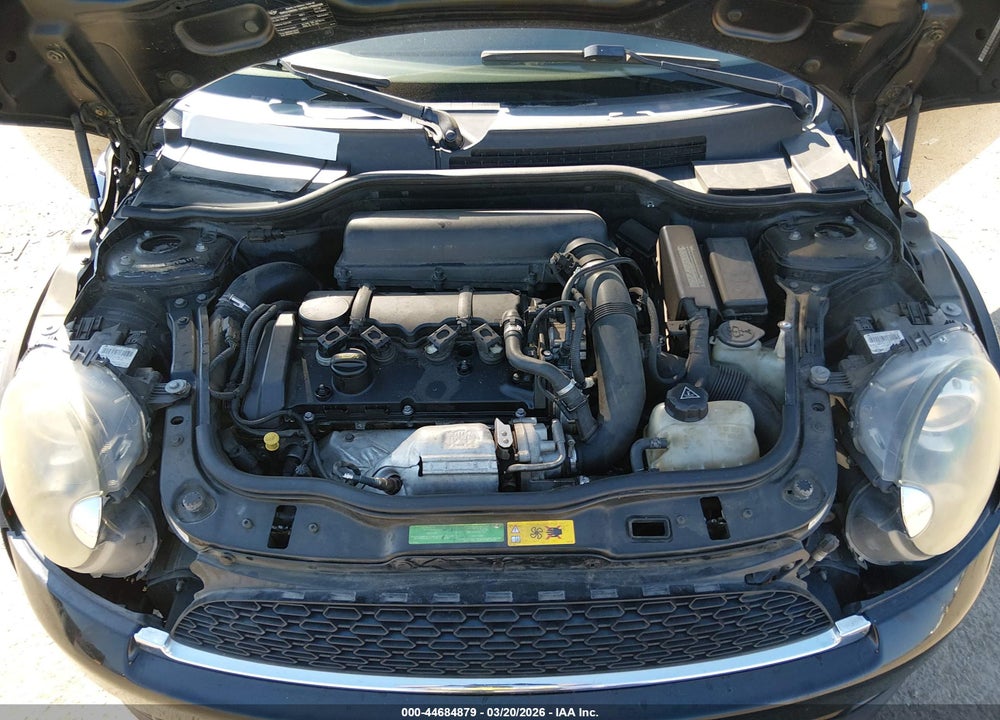 2011 MINI COOPER S CLUBMAN VIN: WMWZG3C51BTY35177