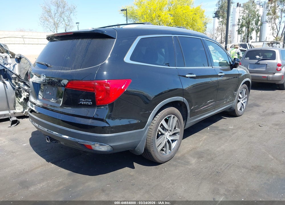 2017 HONDA PILOT ELITE VIN: 5FNYF6H04HB060868