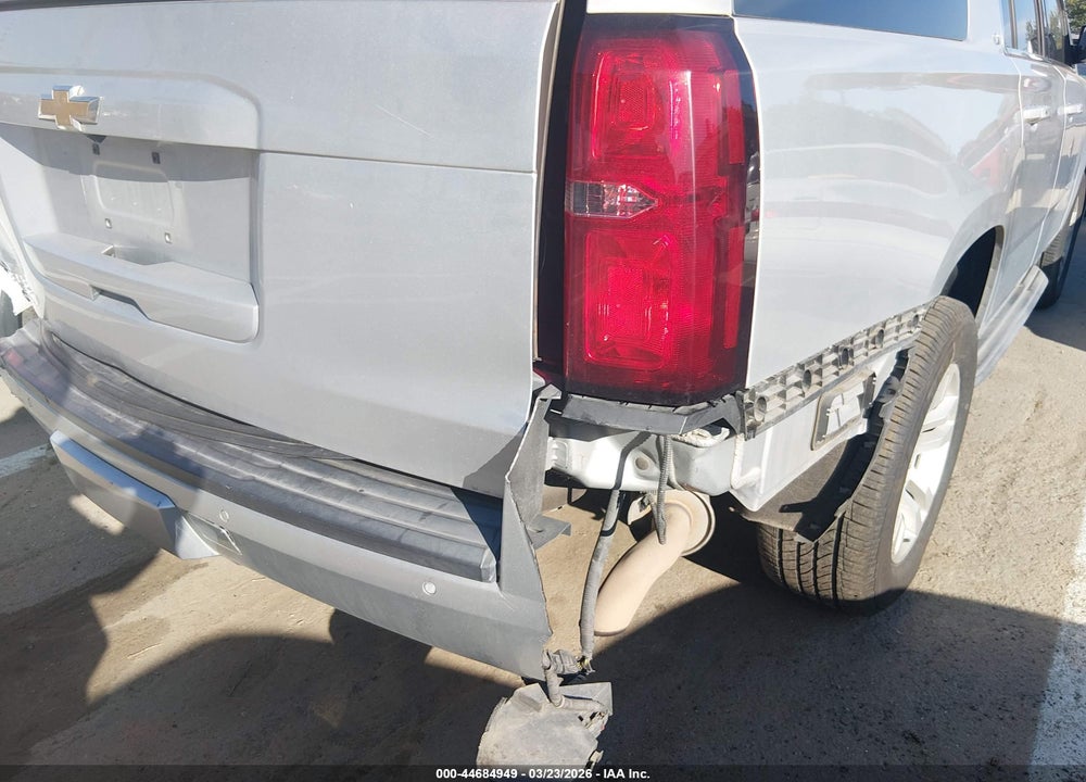 2019 CHEVROLET SUBURBAN LT VIN: 1GNSCHKC5KR257537
