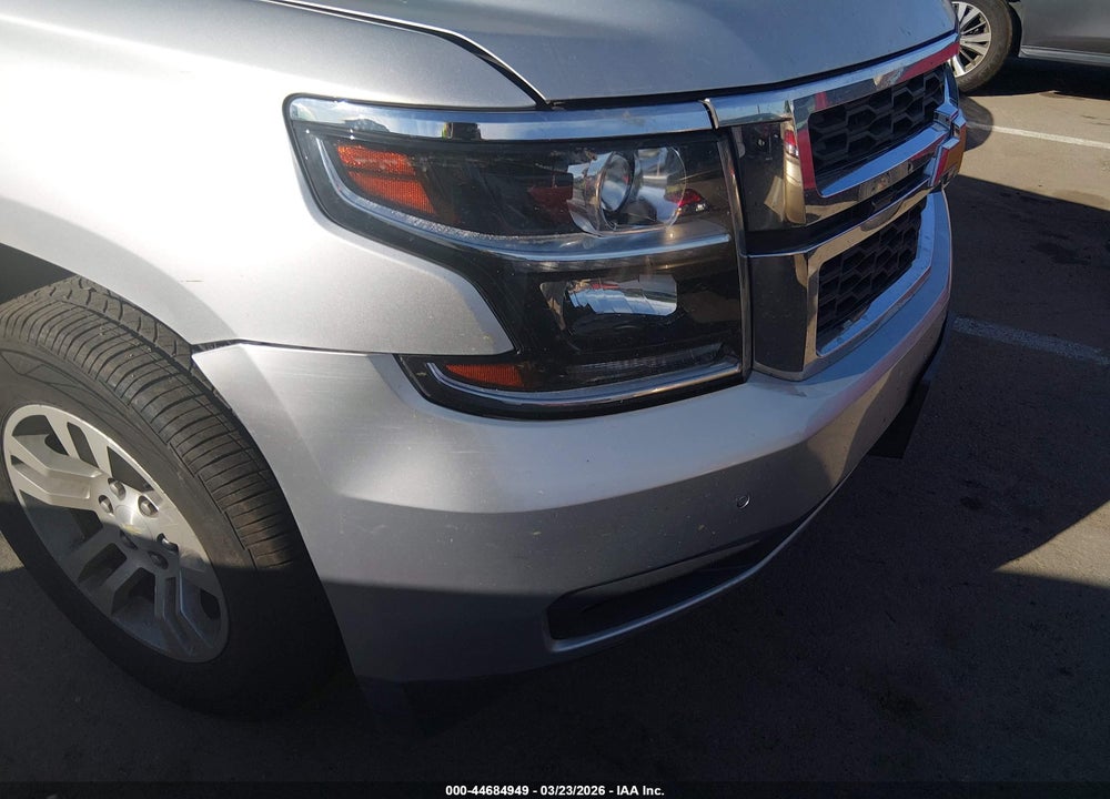 2019 CHEVROLET SUBURBAN LT VIN: 1GNSCHKC5KR257537