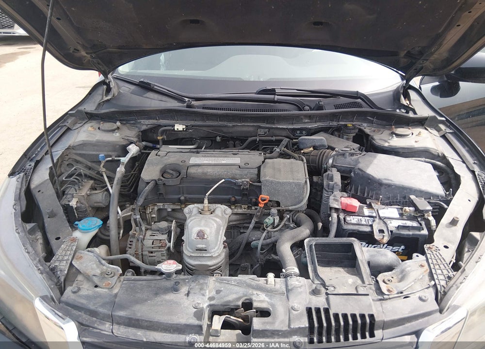 2015 HONDA ACCORD LX VIN: 1HGCR2F35FA150559