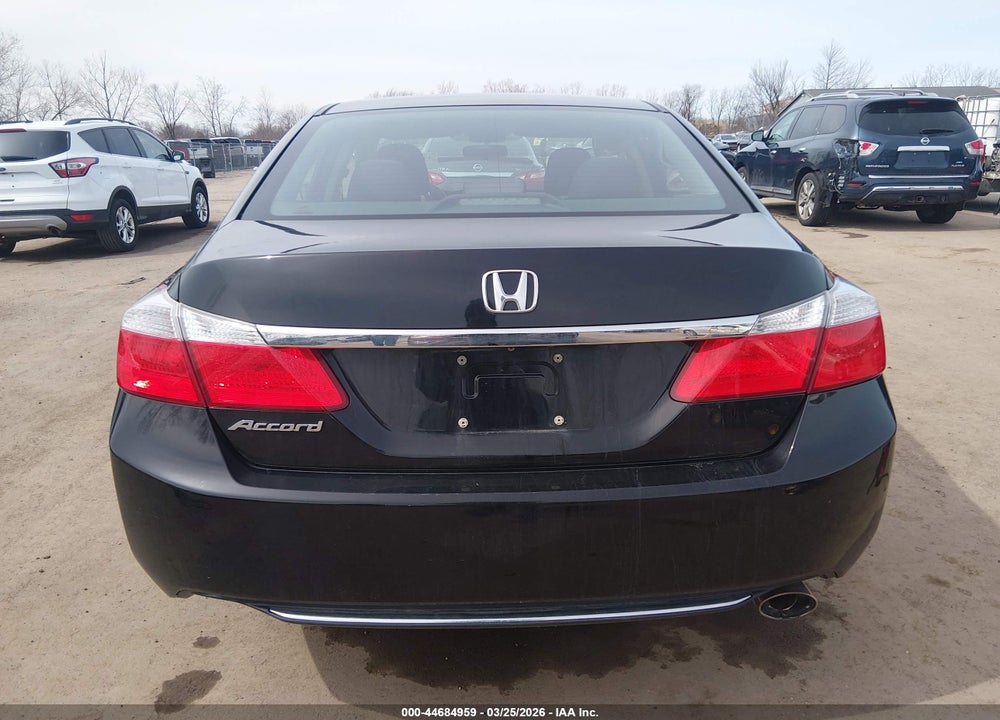 2015 HONDA ACCORD LX VIN: 1HGCR2F35FA150559