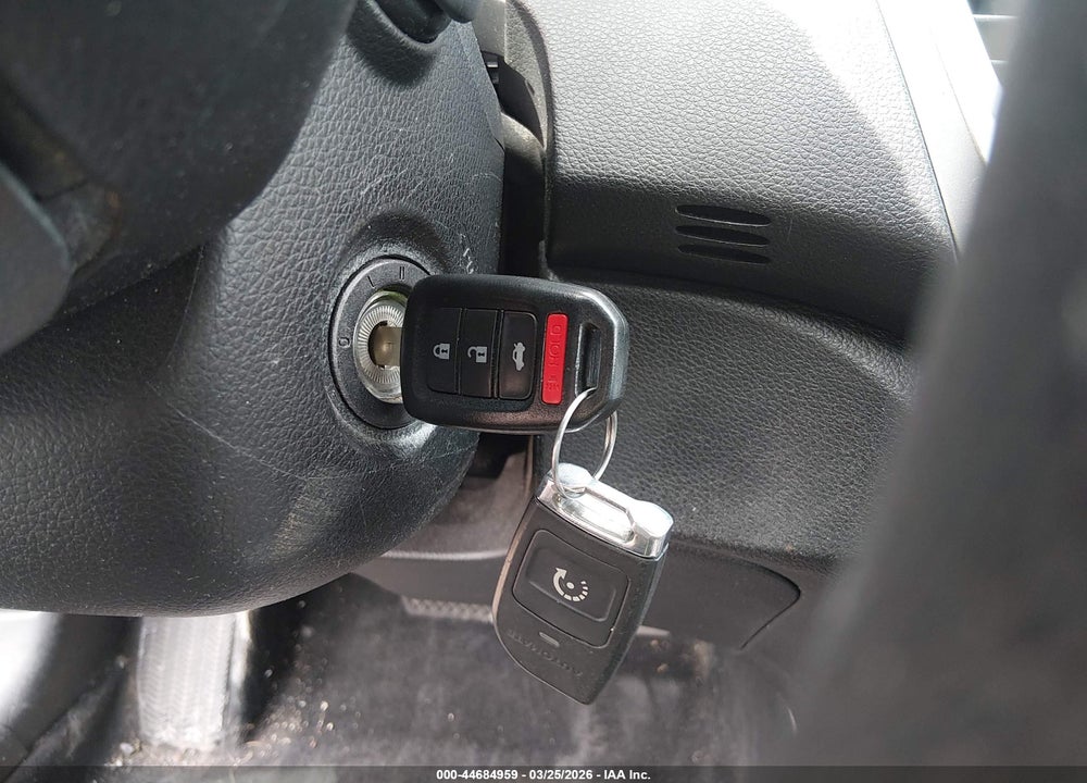 2015 HONDA ACCORD LX VIN: 1HGCR2F35FA150559