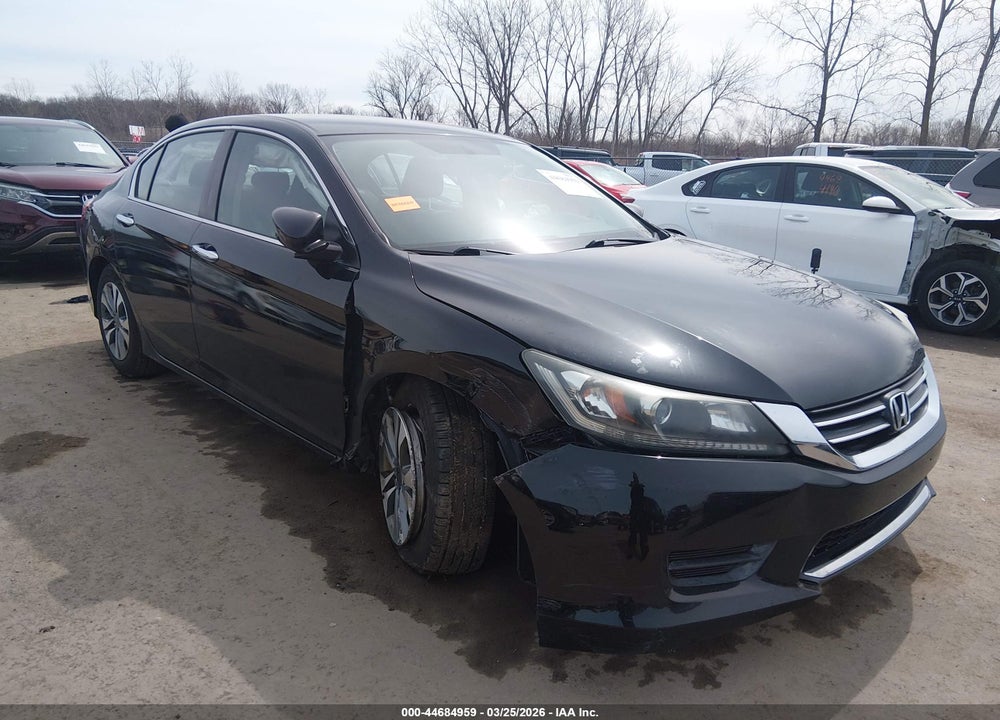 2015 HONDA ACCORD LX VIN: 1HGCR2F35FA150559