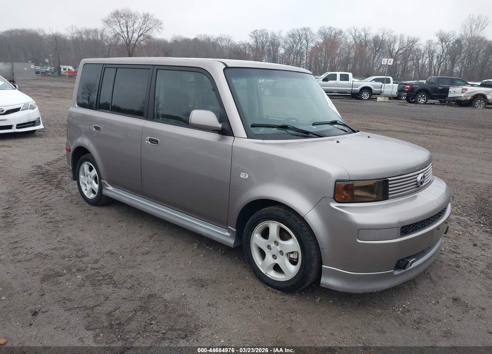 2004 SCION XB VIN: JTLKT324840168383