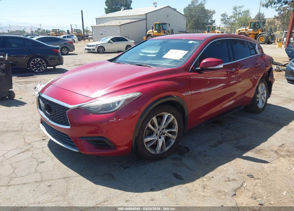 2018 INFINITI QX30 LUXURY VIN: SJKCH5CP8JA058720