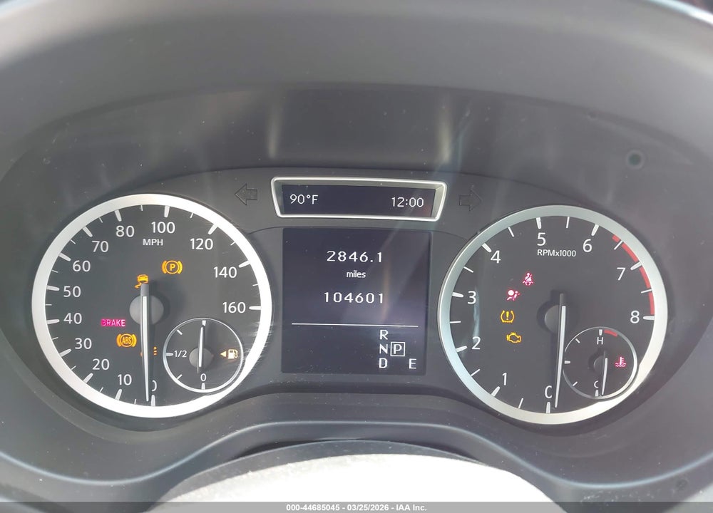 2018 INFINITI QX30 LUXURY VIN: SJKCH5CP8JA058720