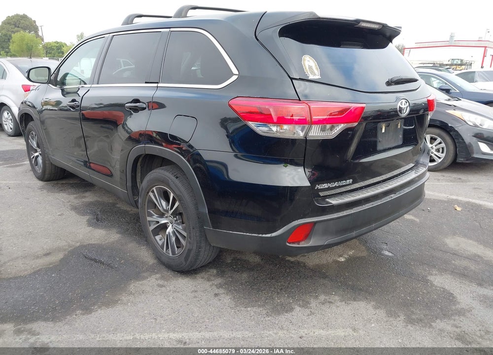 2019 TOYOTA HIGHLANDER LE VIN: 5TDZZRFH0KS342014