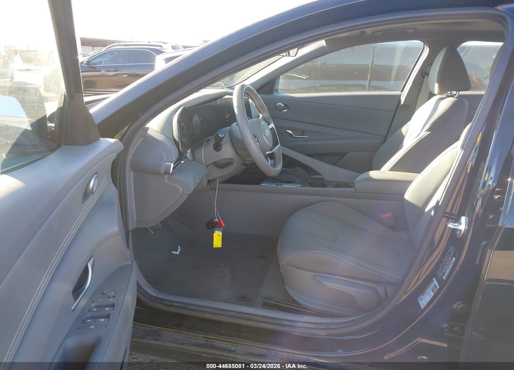 2025 HYUNDAI ELANTRA SEL CONVENIENCE VIN: KMHLS4DGXSU907366