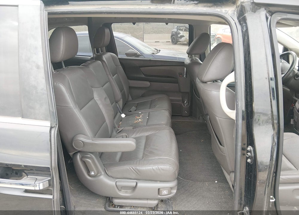2016 HONDA ODYSSEY EX-L VIN: 5FNRL5H65GB136074