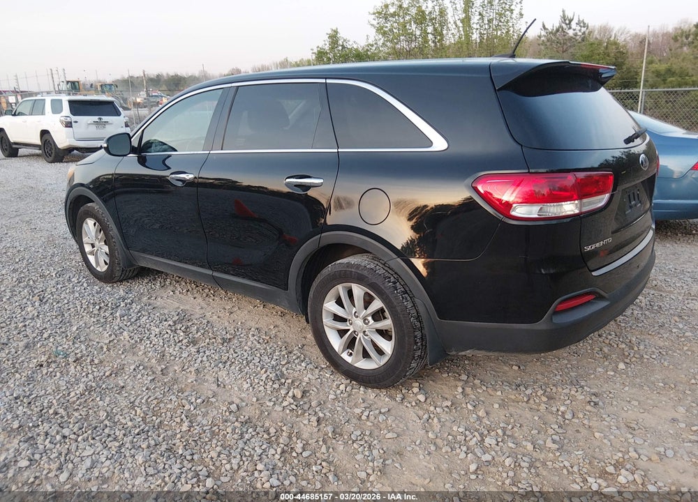 2016 KIA SORENTO 2.4L L VIN: 5XYPG4A30GG061251