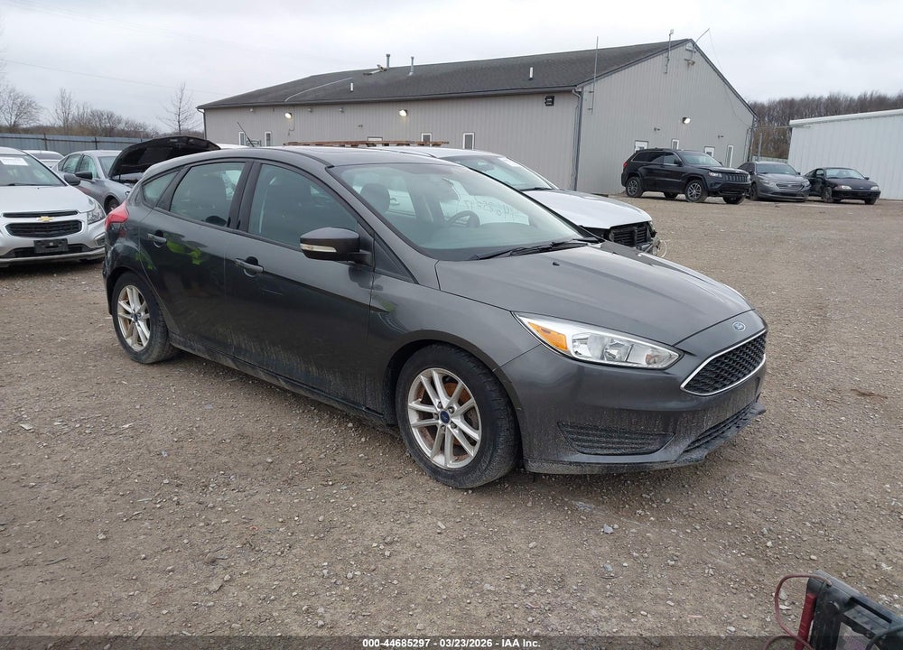2016 FORD FOCUS SE VIN: 1FADP3KE1GL252121