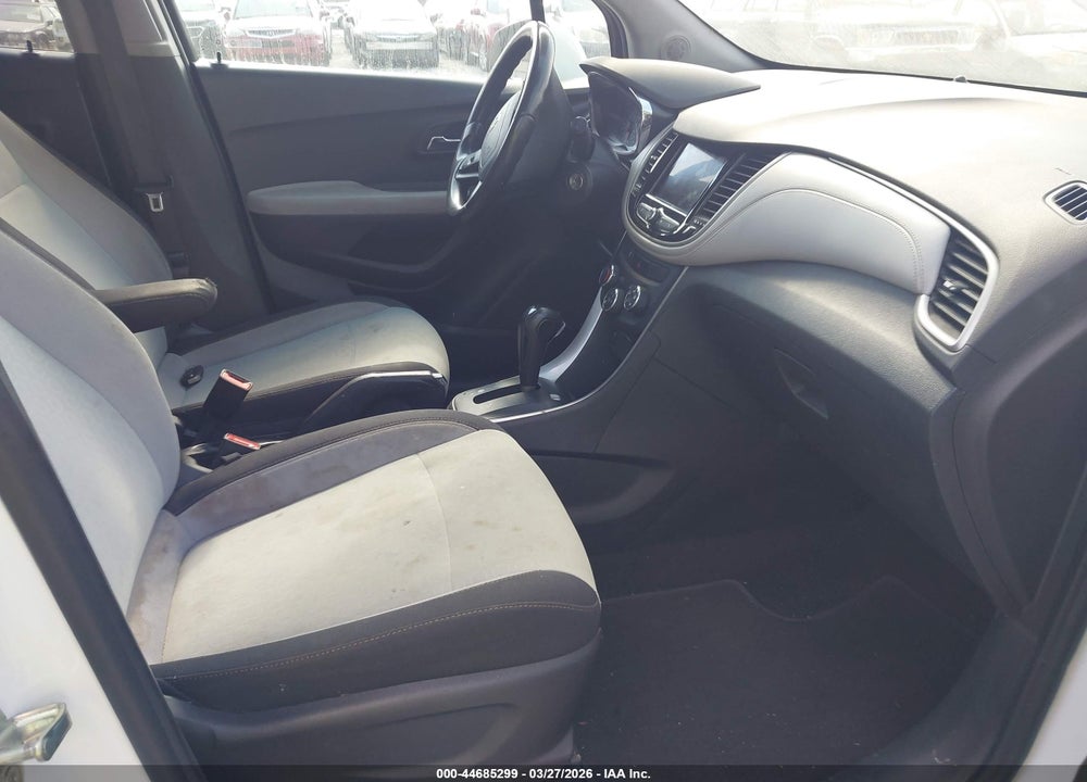 2020 CHEVROLET TRAX FWD LS VIN: 3GNCJKSB3LL210465