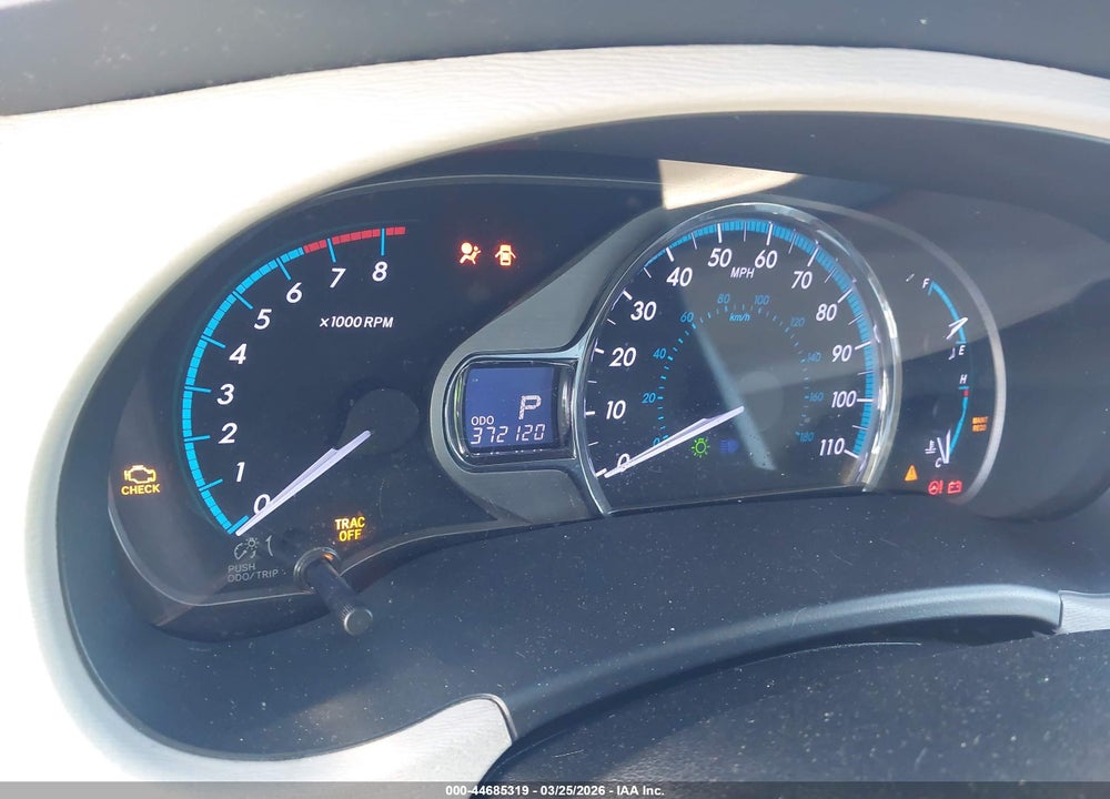 2012 TOYOTA SIENNA XLE V6 8 PASSENGER VIN: 5TDYK3DC6CS202958