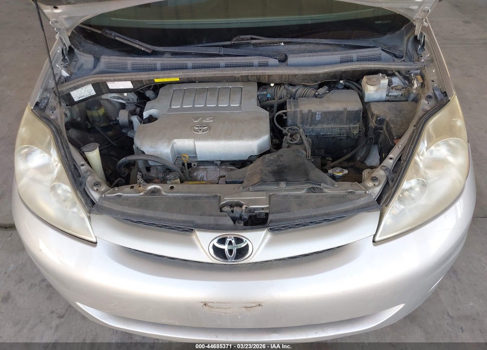 2008 TOYOTA SIENNA LE VIN: 5TDZK23C58S148110