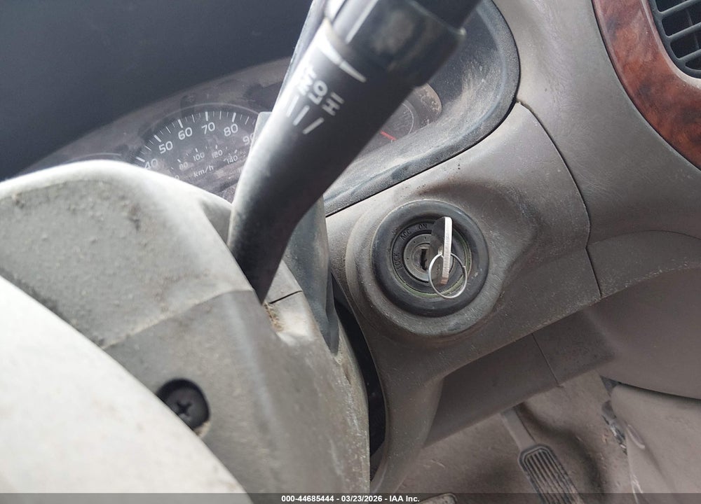 2006 TOYOTA TUNDRA LIMITED V8 VIN: 5TBDT48106S555056