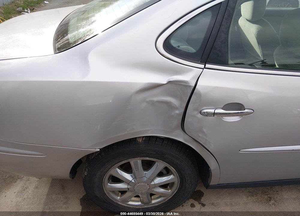 2006 BUICK LACROSSE CX VIN: 2G4WC582661217646
