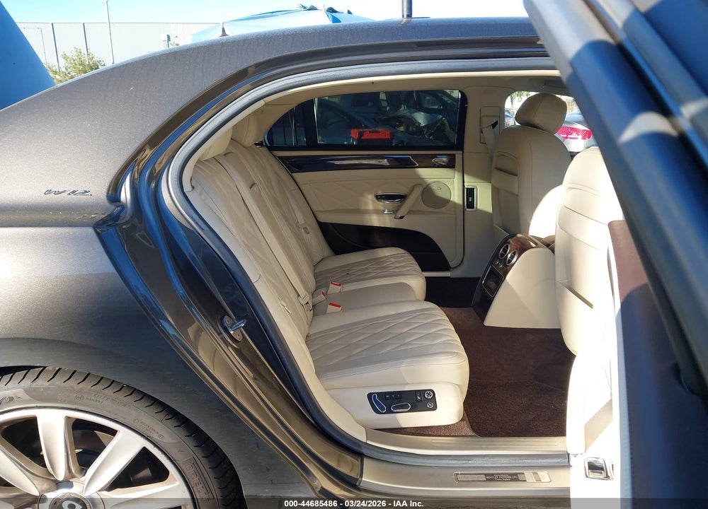 2015 BENTLEY FLYING SPUR W12 VIN: SCBEC9ZA4FC041366