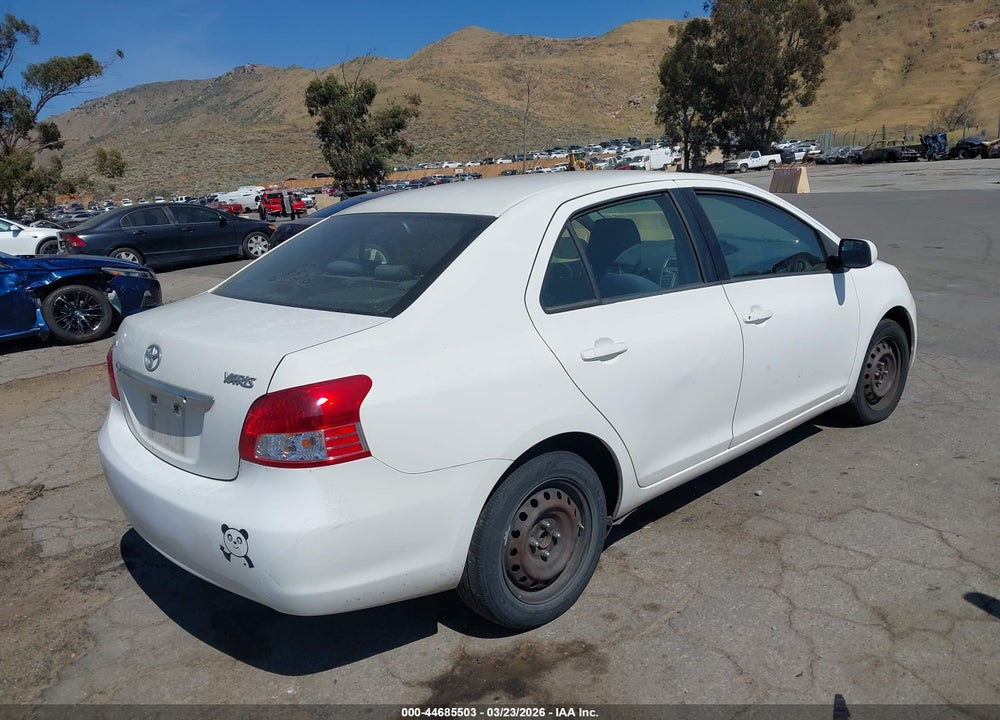 2010 TOYOTA YARIS VIN: JTDBT4K33A4073923
