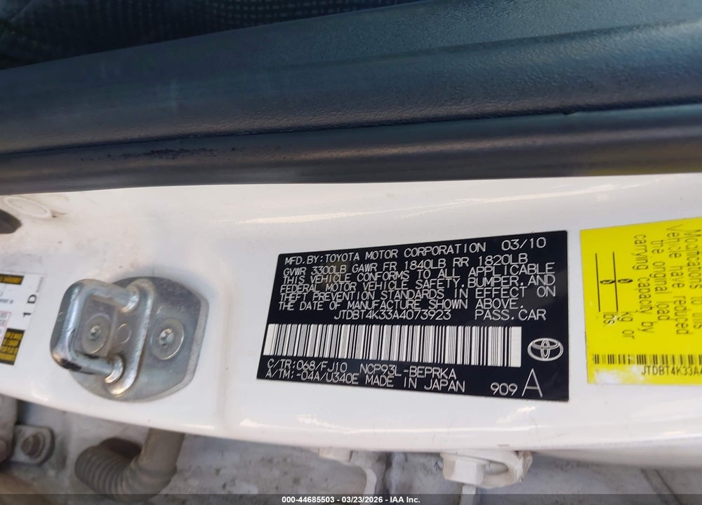 2010 TOYOTA YARIS VIN: JTDBT4K33A4073923