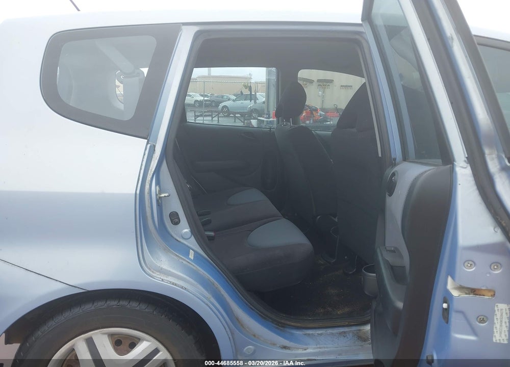2008 HONDA FIT VIN: JHMGD38498S054276