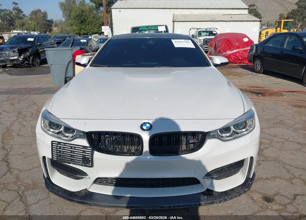 2015 BMW M4 VIN: WBS3R9C51FK334946